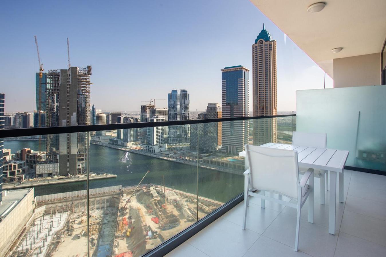 Burj Khalifa View Smart Zada Tower Apartment Dubai